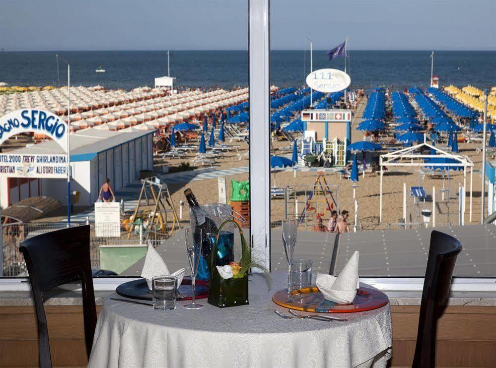 Hotel Ghirlandina Rimini Esterno foto